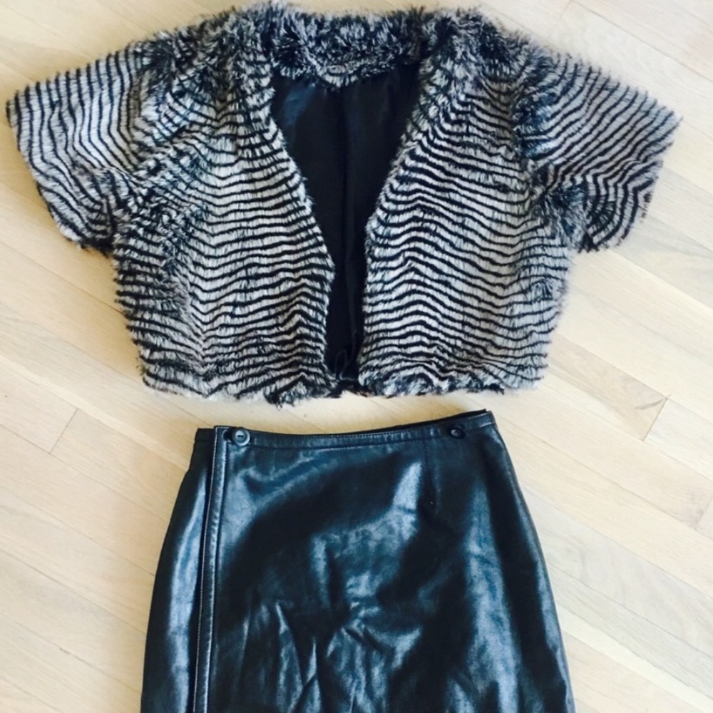 Faux fur short sleeve